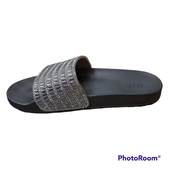 H2K Fabulous Bling Rhinestones Slide On Sandals Women's 8 - Picture 9 of 11
